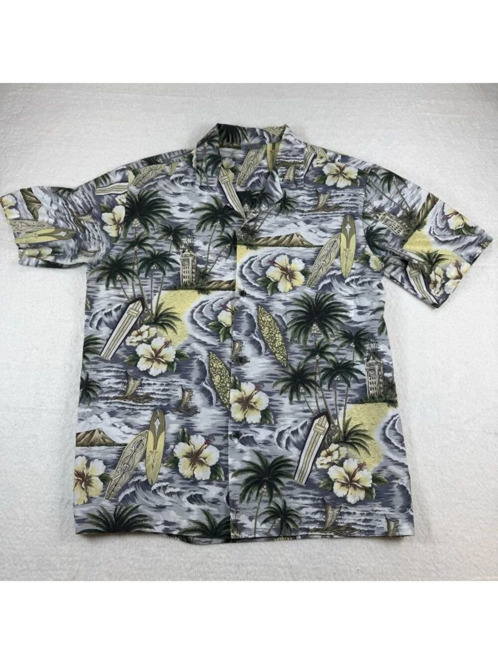 Royal Creations Shirt Mens Size L Multicolor Hawaiian Surf Floral Button Up